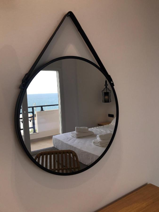 Blue Sea Suites Tsoútsouros Exteriér fotografie